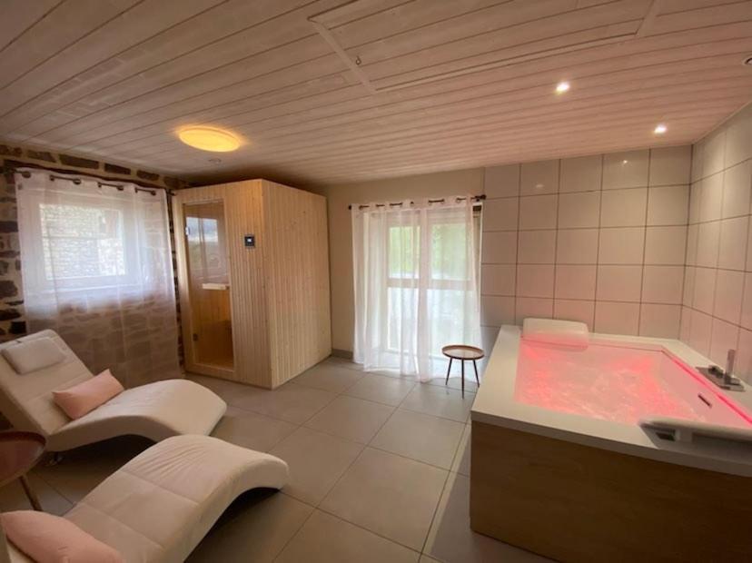 La Tour D'Olympe Recoules-Previnquieres Exterior foto